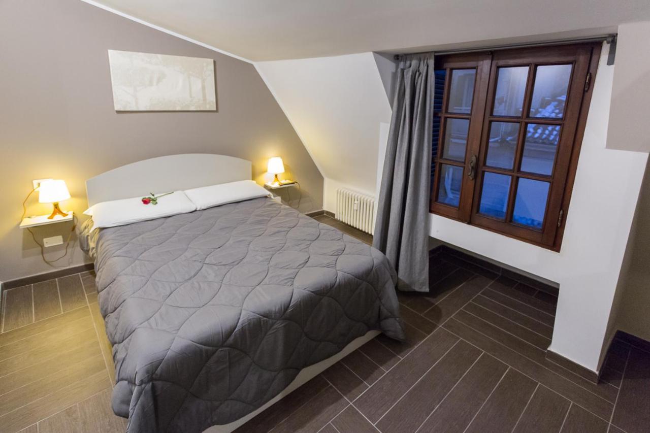 Hh Hermoso Housing Alessandria Bagian luar foto