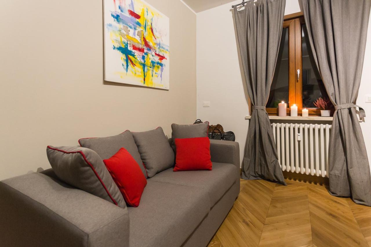 Hh Hermoso Housing Alessandria Bagian luar foto