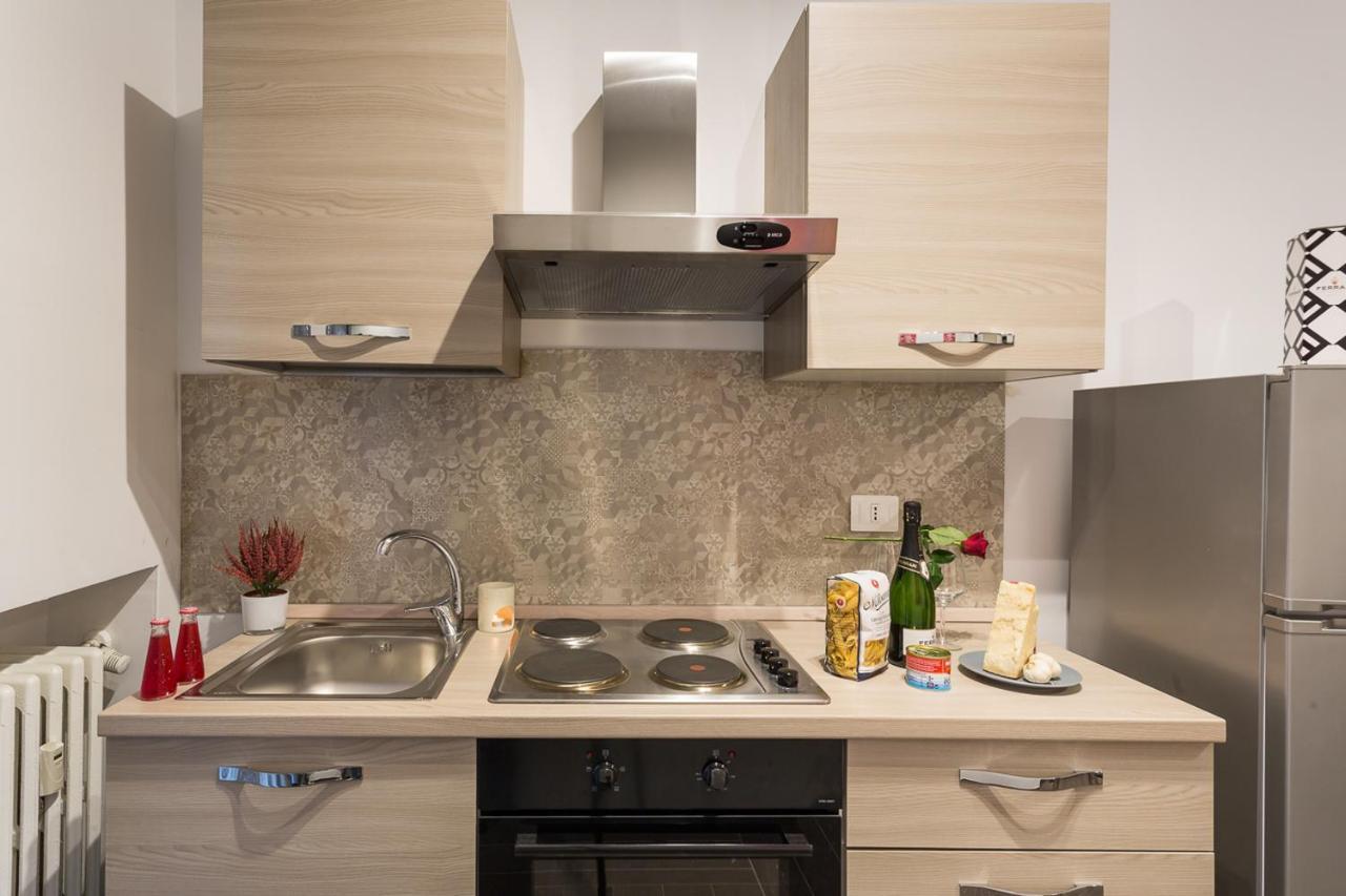Hh Hermoso Housing Alessandria Bagian luar foto