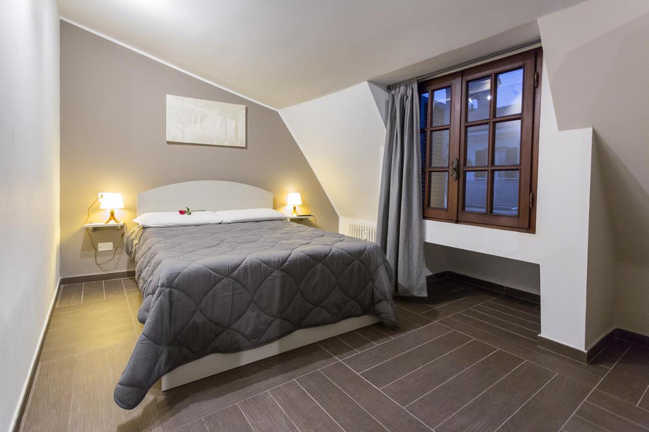 Hh Hermoso Housing Alessandria Bagian luar foto
